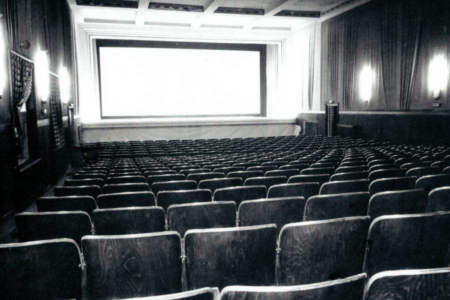 Der Kinosaal des Gloria-Theaters (ca. 1955).